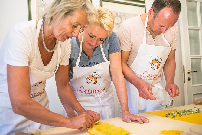 Pasta and Tiramisu class with Mamma in Spoleto - Price, timing, and cancellation advice