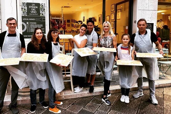 Pasta Class and wine tasting in Lecce - Puglian wine with the meal