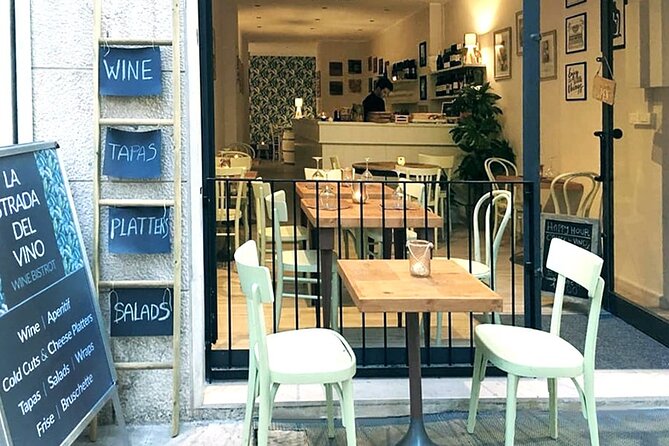 Pasta Class and wine tasting in Lecce - Turning handmade pasta into a three-course lunch
