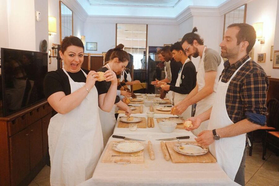 Pasta Cooking Class with Pesto Sauce Making in Rome Center - Preparing Traditional Genovese Pesto