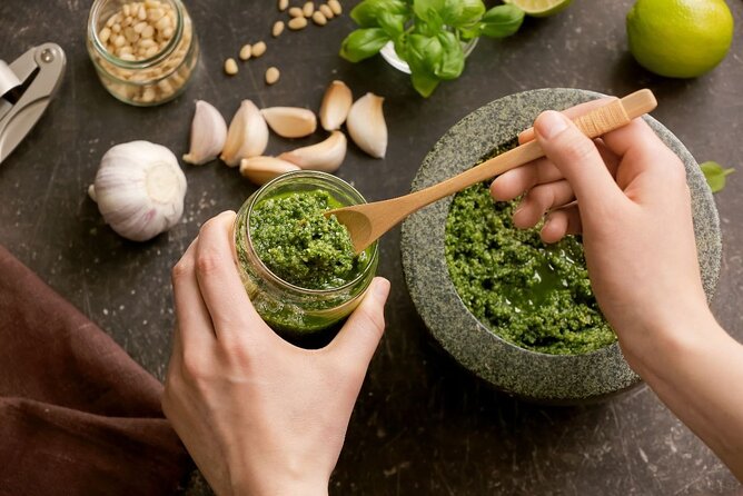Pasta Cooking Class with Pesto Sauce Making in Rome City Center - Who should book this evening?