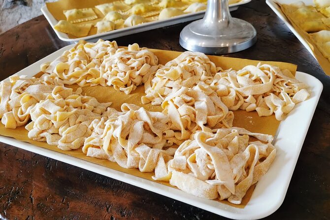 Pasta Masterclass and Wine Tour in the Minardi Vineyard - The lunch spread and family welcome