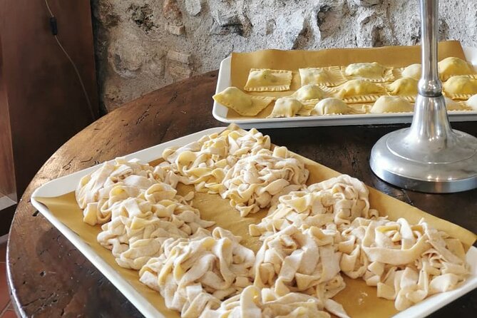 Pasta Masterclass and Wine Tour in the Minardi Vineyard - Entering the Minardi family farmhouse