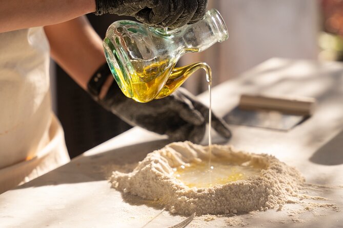 Pasta & Traditional Sorrento Cuisine with Pickup - 100% Hands On - What makes the family atmosphere work