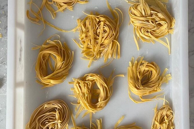 Pastamania - Florence Pasta Making Class - The sit-down meal with Tuscan wine
