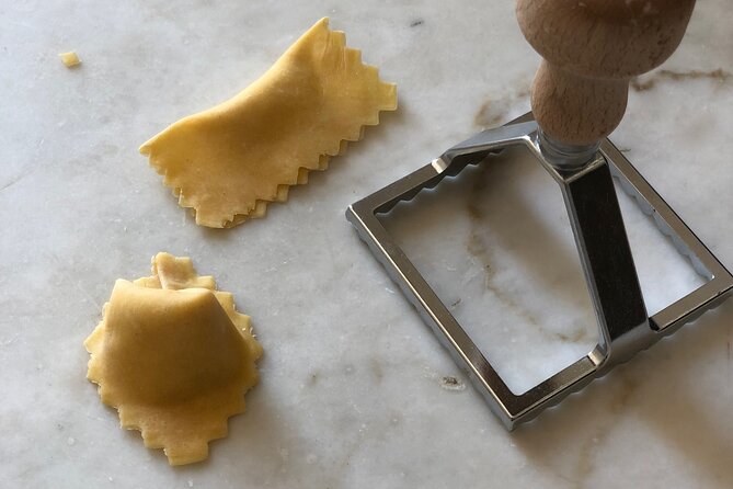 Pastamania - Florence Pasta Making Class - What the group size means