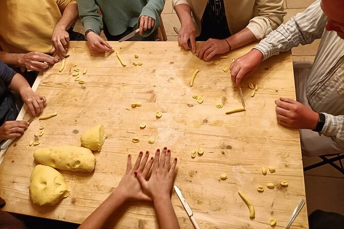 People of Bari unusual guided tour with pasta making at Grandma house - Food stops, brasciole, and paying as you go