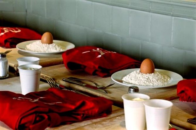 Pizza, Pasta and Tiramisù Cooking Class with Chef in Rome - Practical planning tips for a smoother class