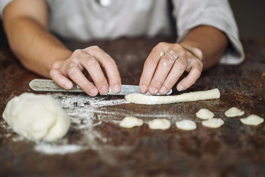 Polignano a Mare: Pasta Making Cooking Class with Drink - What happens during the two-hour class