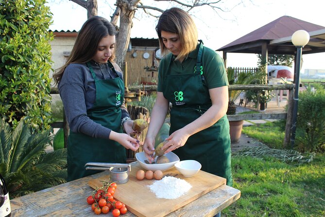 Pompeii: guided tour of the ruins and cooking class fresh pasta - Making Ravioli, Gnocchi, or Another Campania Dish