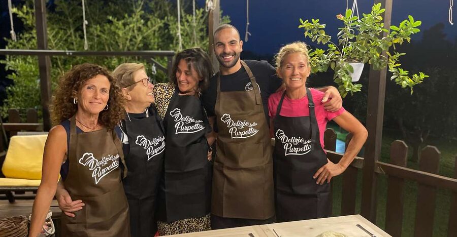 Private Cooking Class in Lecce (Corigliano): Handmade pasta - A relaxed start with an aperitif on the veranda