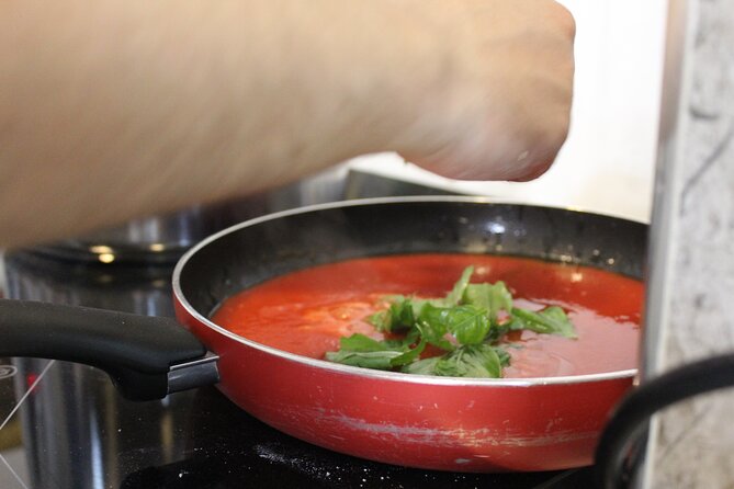 Private Fettuccine Alfredo and Ravioli Class Grandma recipe - What the 2.5-hour Naples class is really about