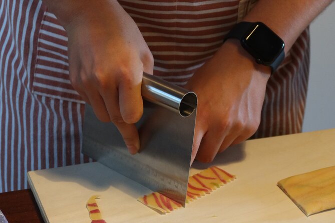 Private Home-Made Pasta Cooking Class in Pisa. - Learning pasta from flour to shape