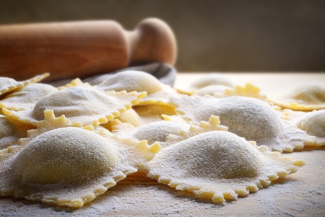Ravioli & Tagliatelle Cooking Class at a Local's Home in Positano - The welcome aperitif starts things gently