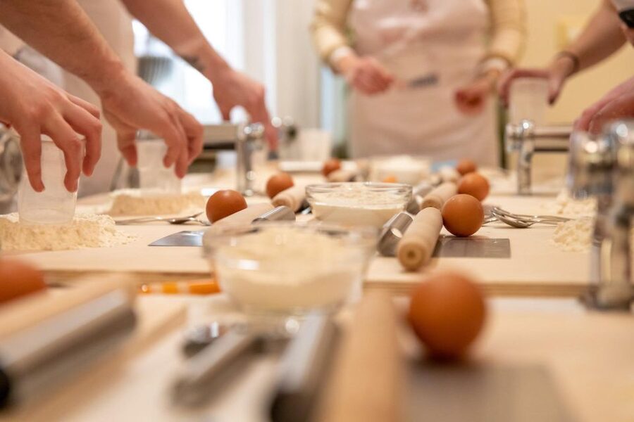 Rimini: Pasta & Tiramisu Cooking Class at a Local's Home - The aperitivo starts the evening