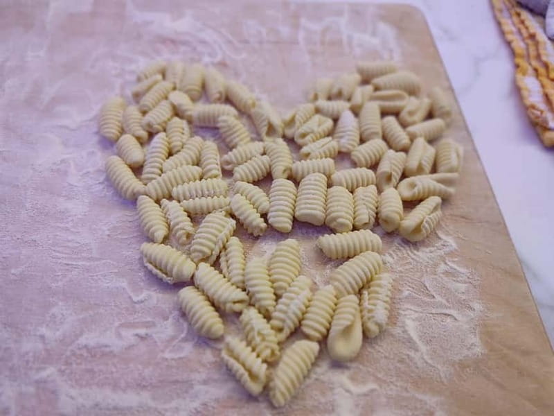 Roman Pasta making class - Starting with dough, flour, and simple technique