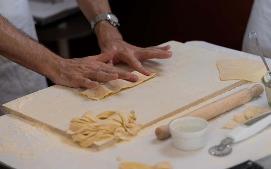 Rome: 3-in-1 Fettuccine, Ravioli, and Tiramisu Cooking Class - The chefs make the biggest difference