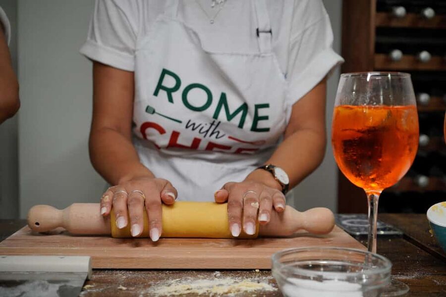 Rome Cooking Class: Make Pasta and 3 Spritz Cocktails - Fitting it into a day near the Colosseum