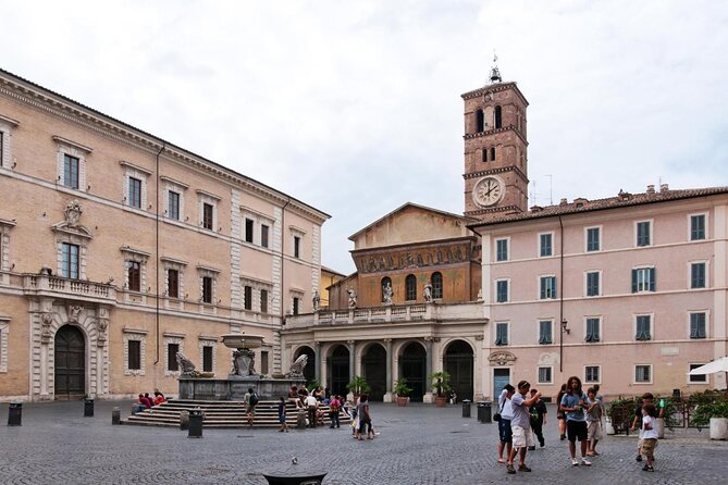 Rome Cooking Class: Make Pasta, Dine & Drink Wine With Local Chef - Aperitivo starts the evening in the right Roman way