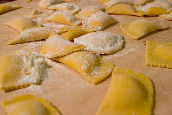Rome Cooking Class: Make Pasta, Dine & Drink Wine With Local Chef - What the price includes, and where the value lies