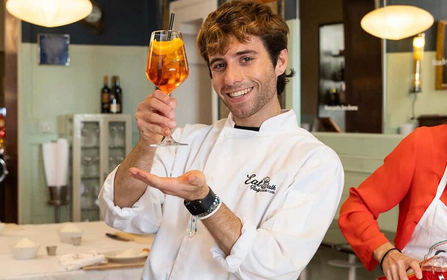 Rome: Enjoy Spritz and Pasta Making in Piazza Navona - The meal: bruschetta, two sauces, and dessert