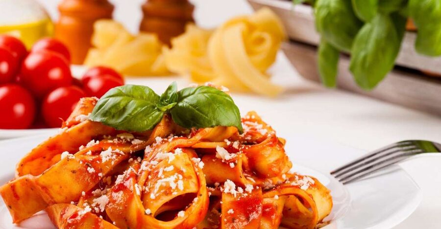 Rome: Fettuccine Pasta Cooking Class in Rome's City Center - The chefs make the difference