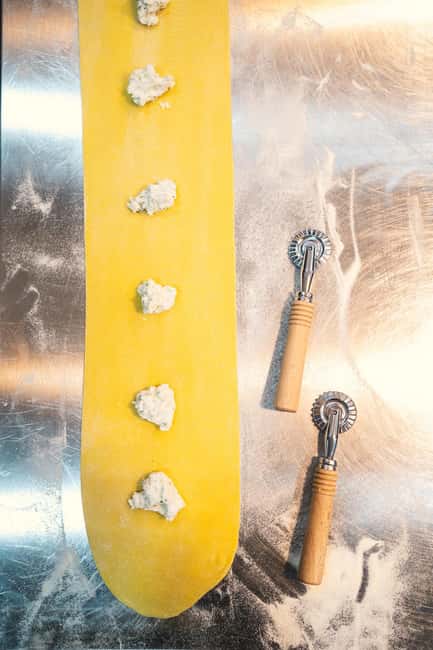 Rome: Fresh Pasta-Making Class with Italian Chef and Wine - Key points at a glance