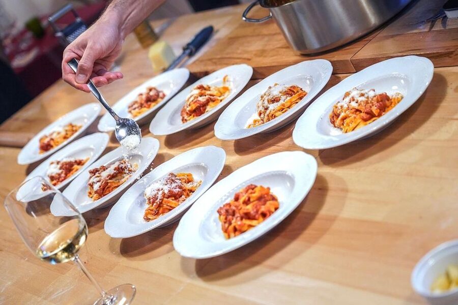 Rome: Fresh Pasta-Making Class with Italian Chef and Wine - The setting: family home or cooking lab
