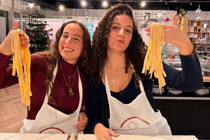 Rome Fresh Pasta & Tiramisu Cooking Class near Piazza Venezia - Learning fresh fettuccine instead of just eating it