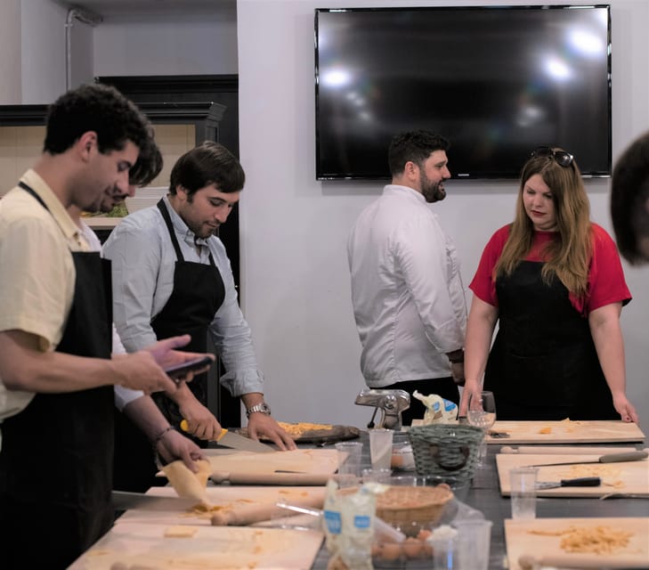 Rome: Handmade Pasta Cooking Class with Professional Chef - Key details to know before booking