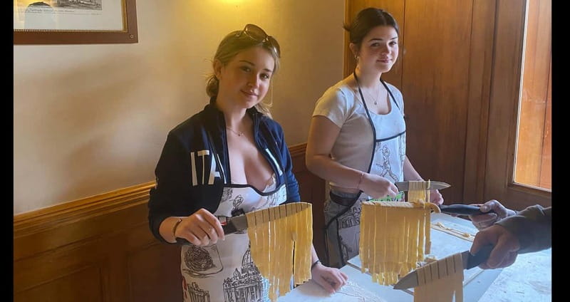Rome: Hands-On Pasta & Tiramisu Class - Who should book this class?