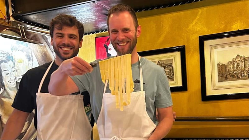 Rome: Hands-On Pasta & Tiramisu Class - Meeting the chefs at Jambo Bistrot