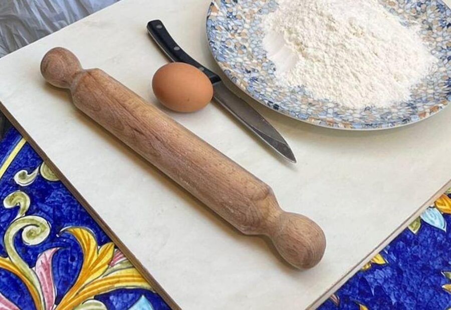 Rome: Pasta and tiramisu perfection class w/wine & dessert - Making fettuccine, tonnarelli, or maltagliati from scratch