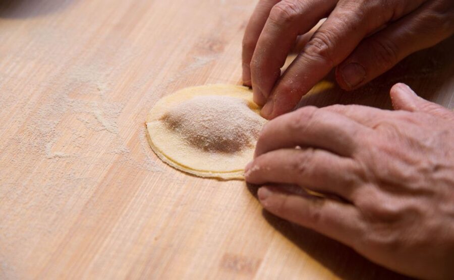Rome: Pasta and Tiramisu Shared Cooking Class with Wine - Key details at a glance