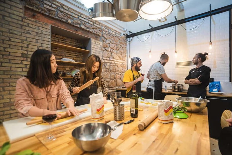 Rome: Pasta Cooking Class with Wine, Coffee, and Limoncello - Who should book this pasta class?