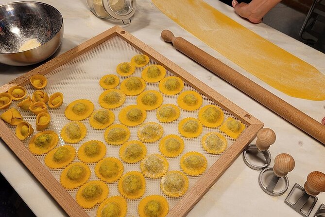 Rome Pasta Making Class with Italian Sauces and Wine Included - Timing, meeting point, and practical planning