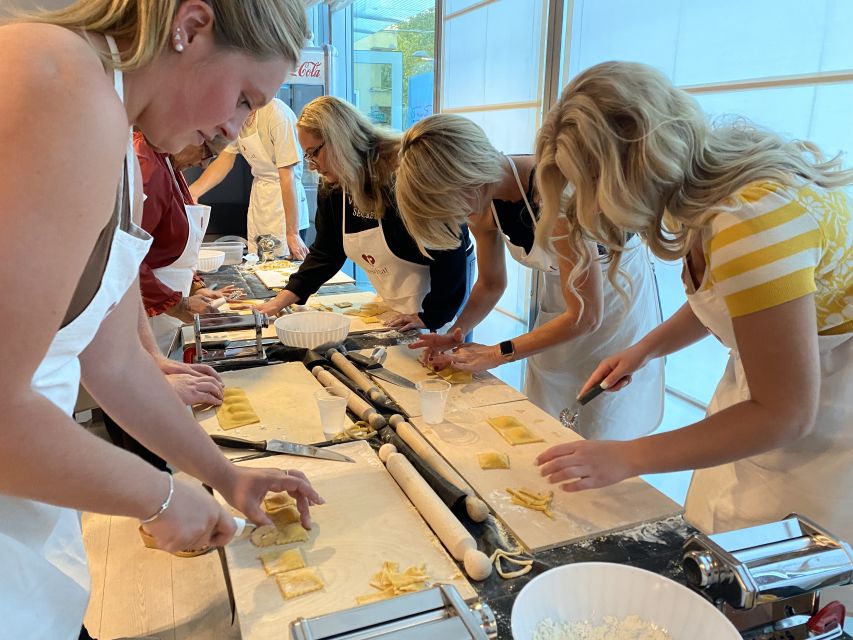 Rome: Pasta, Ravioli & Tiramisu Class with Unlimited Wine - Shaping ricotta ravioli