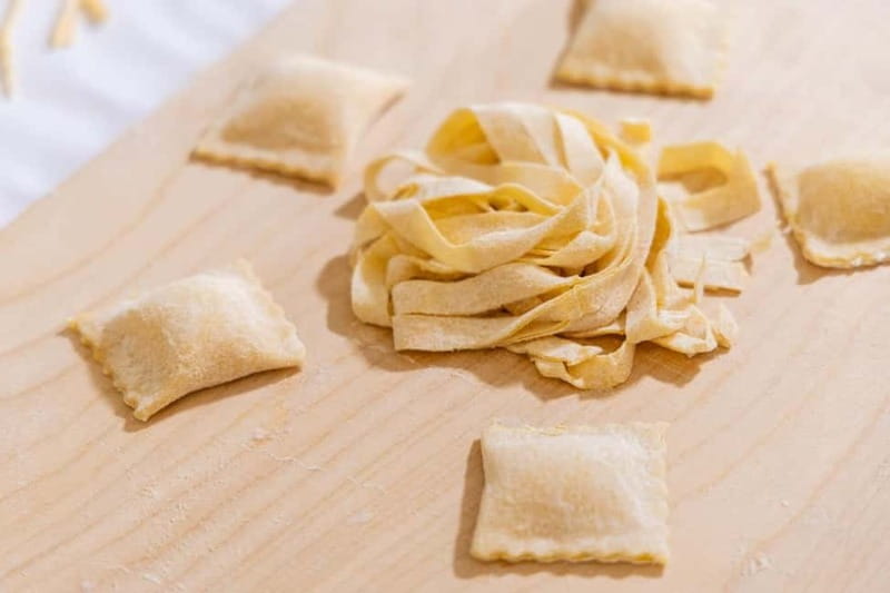 Rome: Ravioli, Fettuccine and Tiramisu Cooking Class - Starting with tiramisu