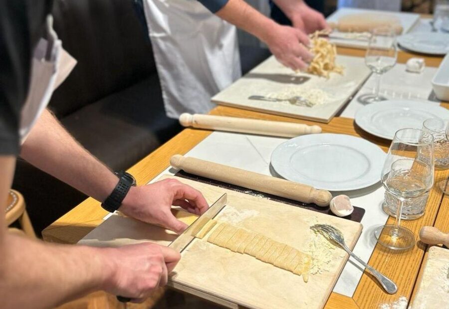 Rome: Small Group Pasta cooking class near Piazza Navona - Making fettuccine, tonnarelli, or maltagliati