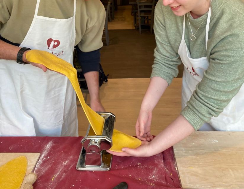 Rome: Small Group Pasta Making Class with Wine near Vatican - Key points to know before you book