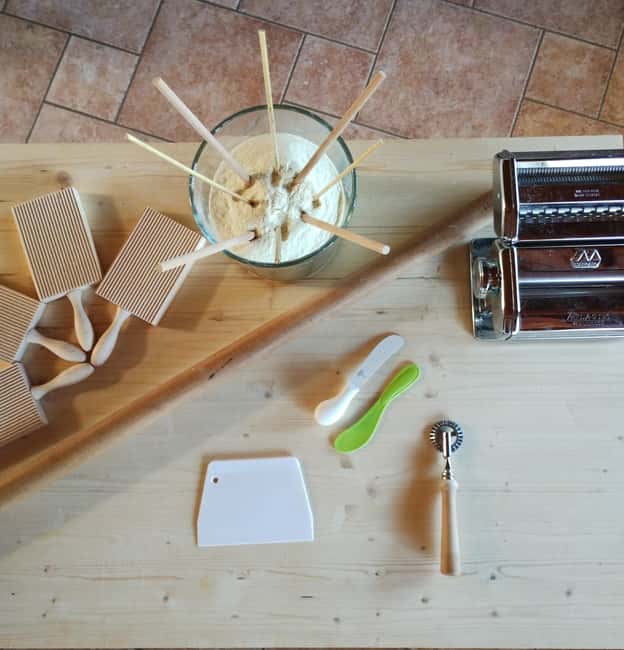 Sciacca: Traditional Pasta Class With Wine Included - Key points to know before booking