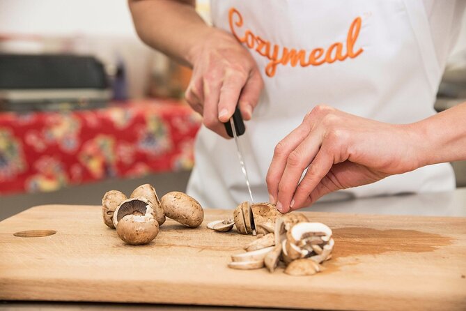 Seafood & Handmade Pasta Class in Central Philadelphia (4-Course) - What the chef teaching style adds