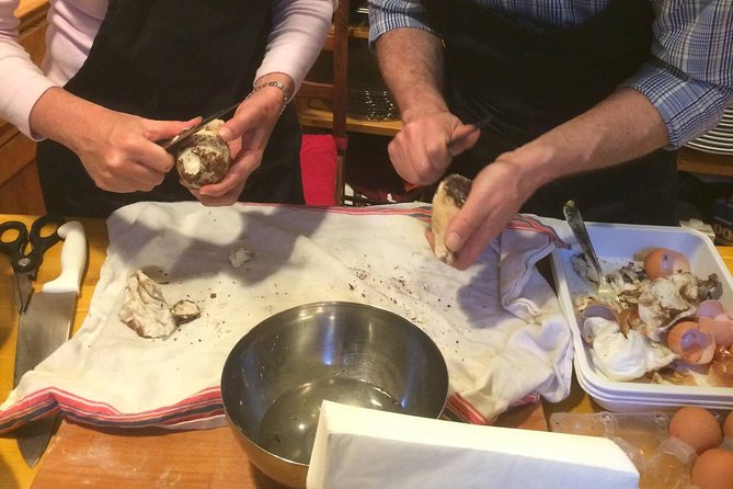 Semi private Pasta Class Vegetarian Organic - A hands-on pasta class near Via Romana