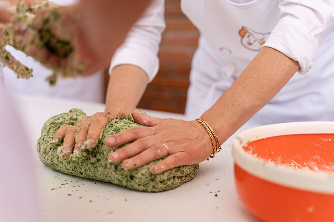Share your Pasta Love: Small group Pasta and Tiramisu class in Arezzo - Tiramisu provides the sweet finish
