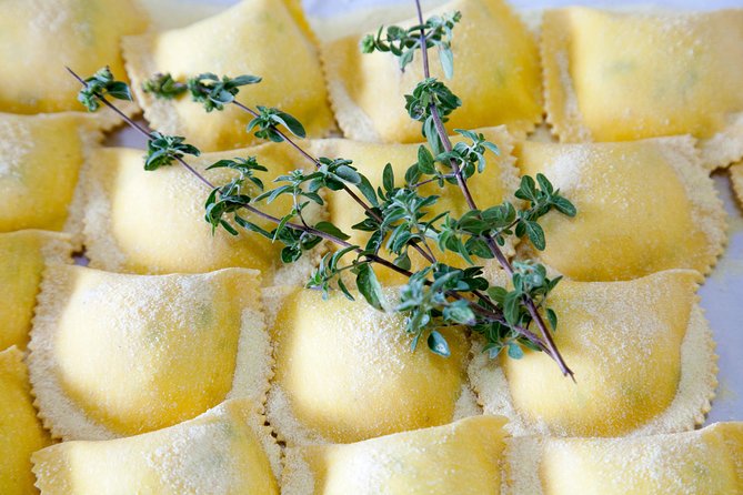 Share your Pasta Love: Small group Pasta and Tiramisu class in Pescara - Making two kinds of pasta from scratch