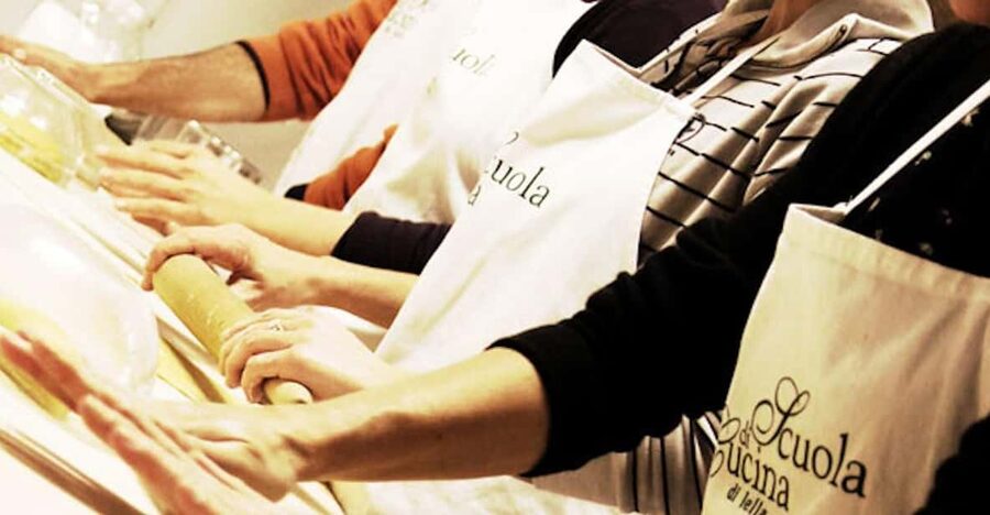 Siena: Traditional Tuscan Cooking Class with Fresh Pasta - The four-course route from starter to dessert