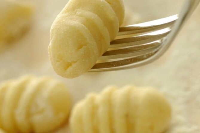 Small-Group Cooking Class in Positano: Gnocchi, Tiramisù & Drinks - How much value do you get for $181.48?