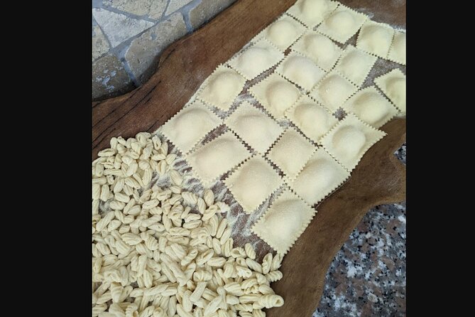 Small group Pasta and Tiramisu at Local Home in Olbia - The food before the main meal