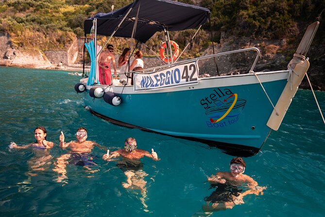 Sunset on a boat with fresh pesto pasta - Who will enjoy this Riomaggiore boat ride?