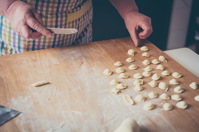 Traditional Home Cooking in Modena,Tagliatelle, Tortelloni & Wine - Three Hours That Feel Like a Full Meal